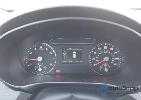 2016 Kia Sorento 2.4L Lx z USA, uszkodzony, nr VIN 5XYPGDA32GG161805